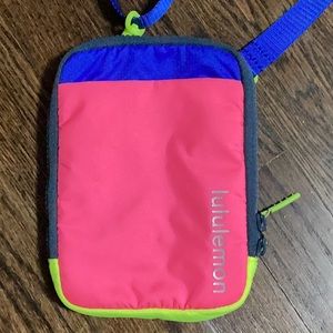 Lululemon easy access crossbody bag